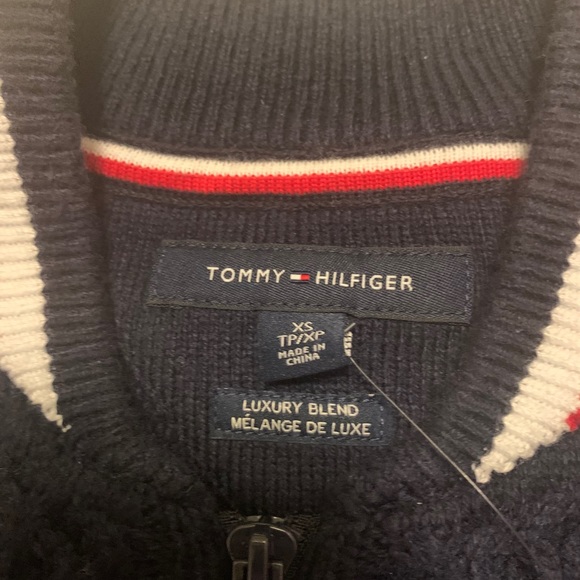 Tommy Hilfiger sweater size XS